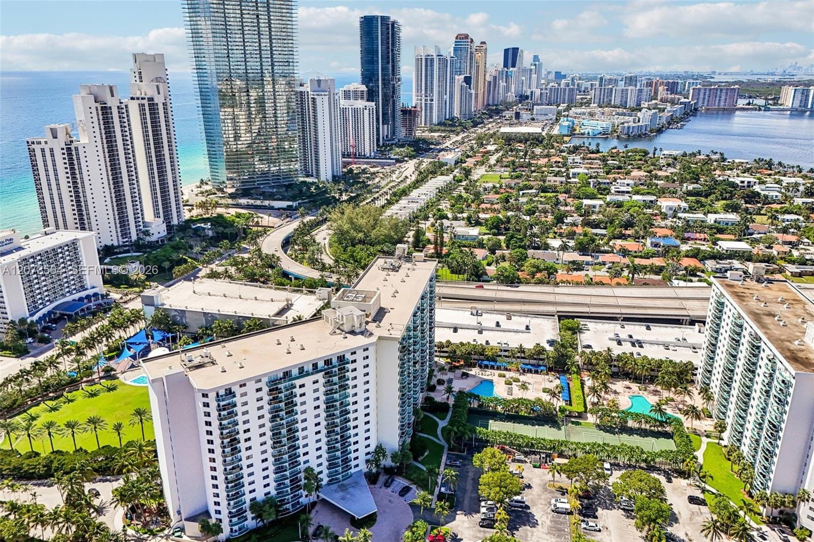 19370 Collins Avenue 1120, Sunny Isles Beach, FL 33160 photo 25