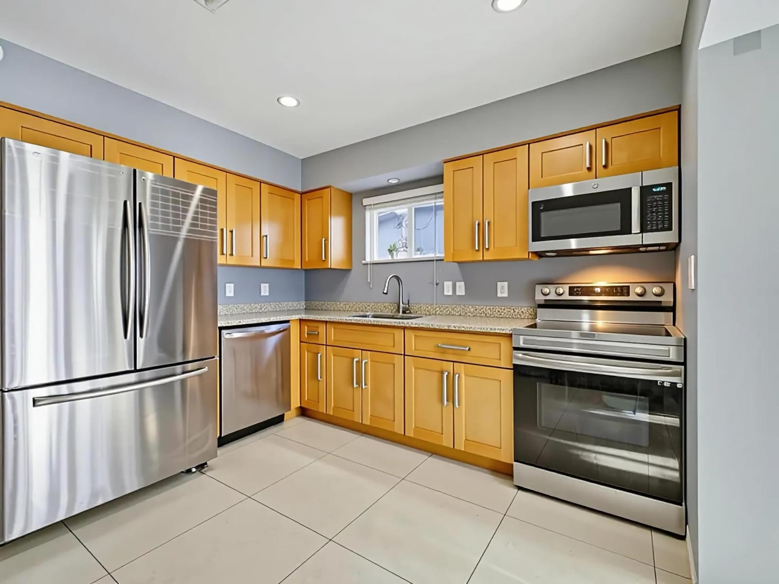 451 SE 1st Avenue A-B — photo 9