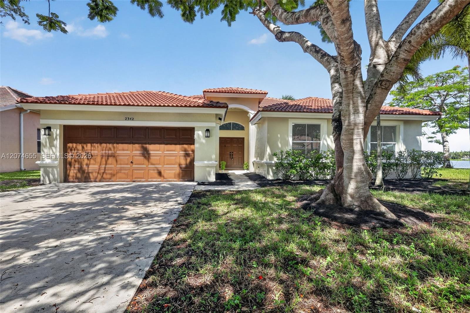 2342 NW 184th Terrace, Pembroke Pines, FL 33029