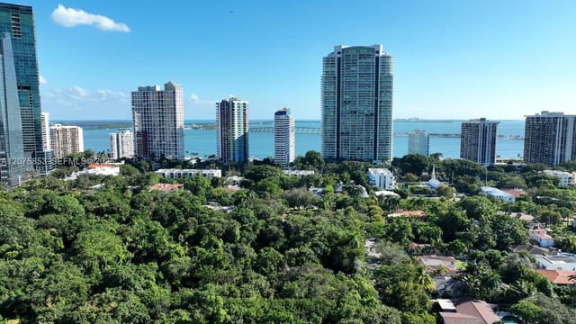 1600 SW 1st Avenue 1103, Miami, FL 33129