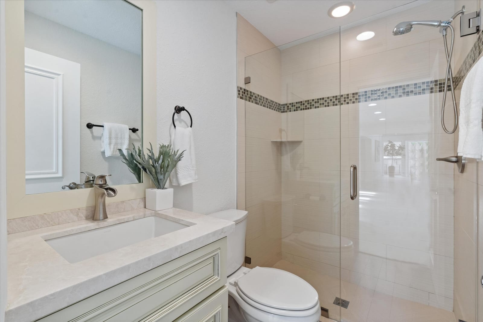 824 Foxpointe Circle, Delray Beach, FL 33445 photo 26