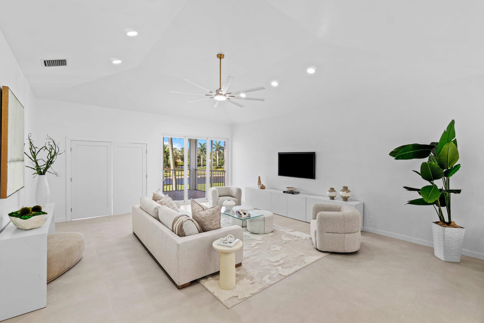 5166 Lake Catalina Drive D — photo 3