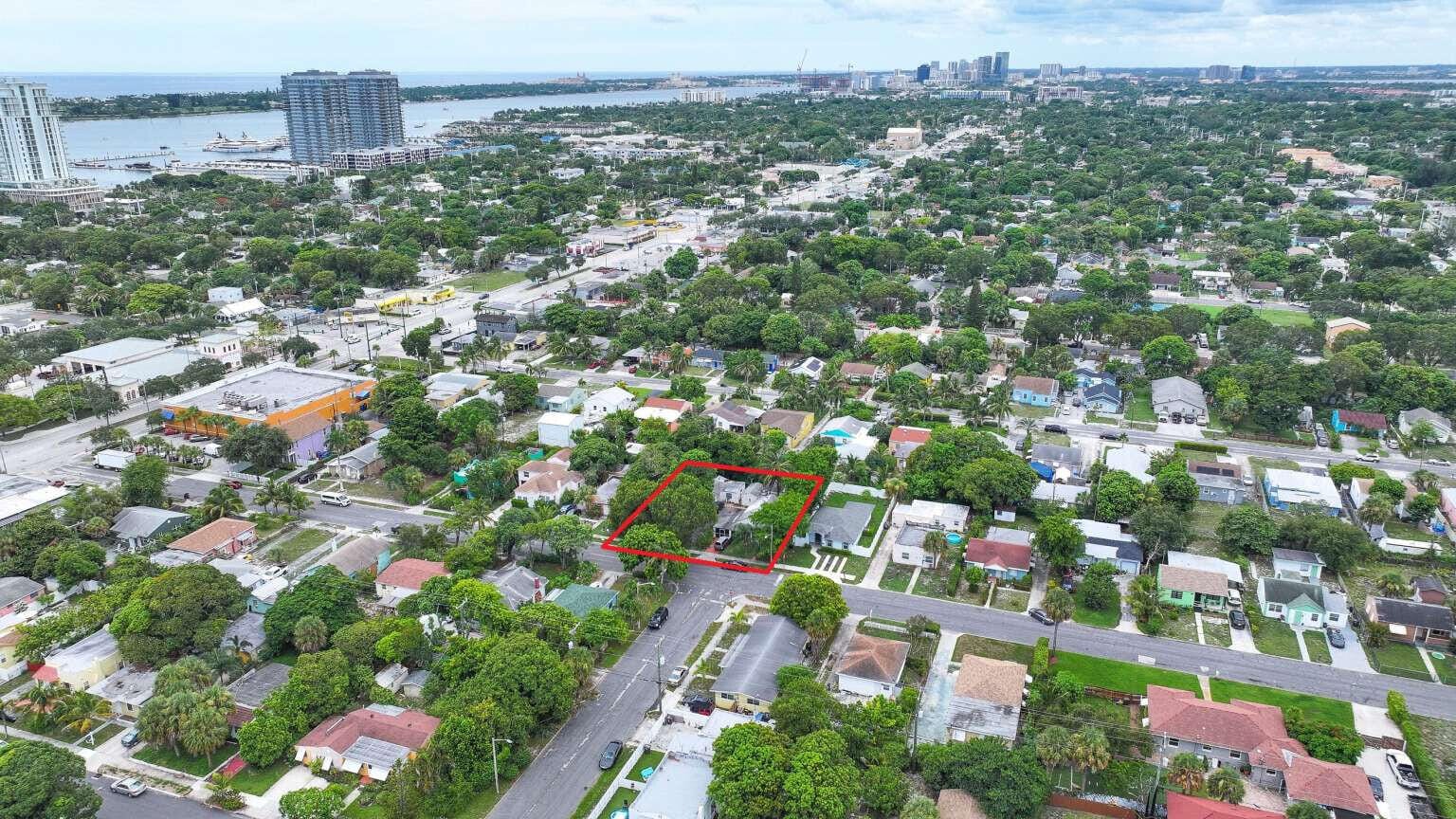 638 50TH Street, West Palm Beach, FL 33407