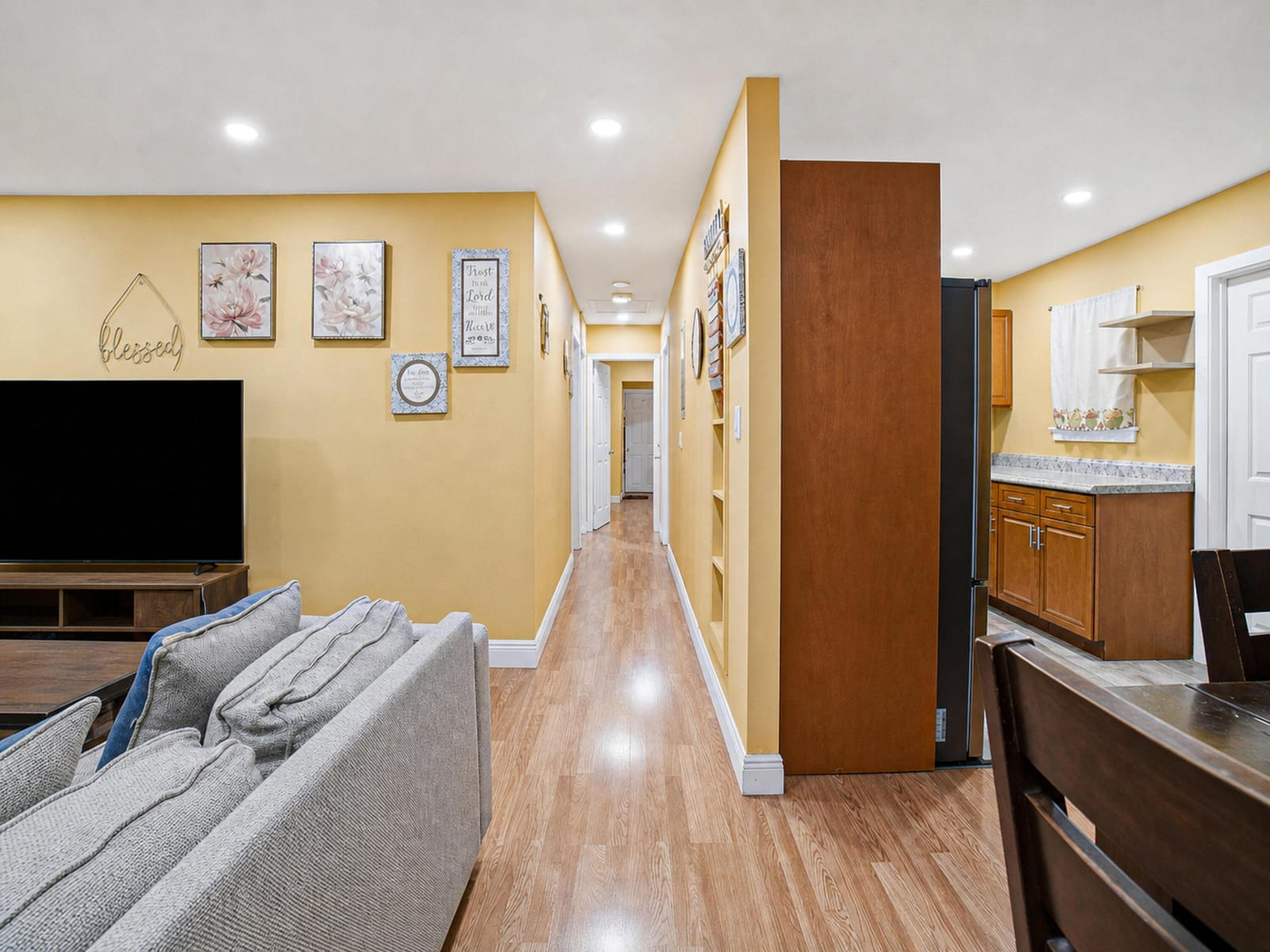 691 NW 20TH Court — photo 8