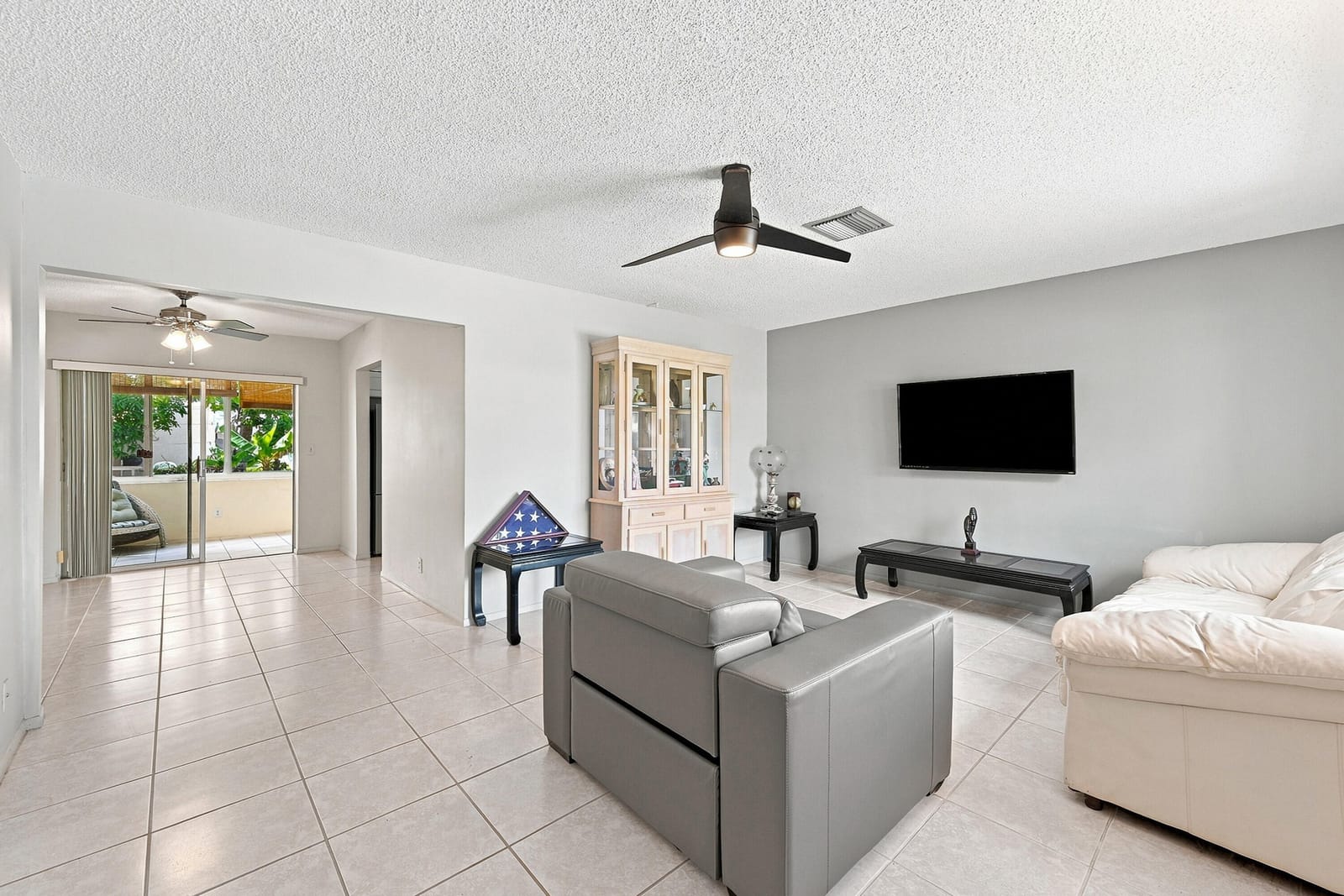 7104 NW 70TH Court, Tamarac, FL 33321 photo 6