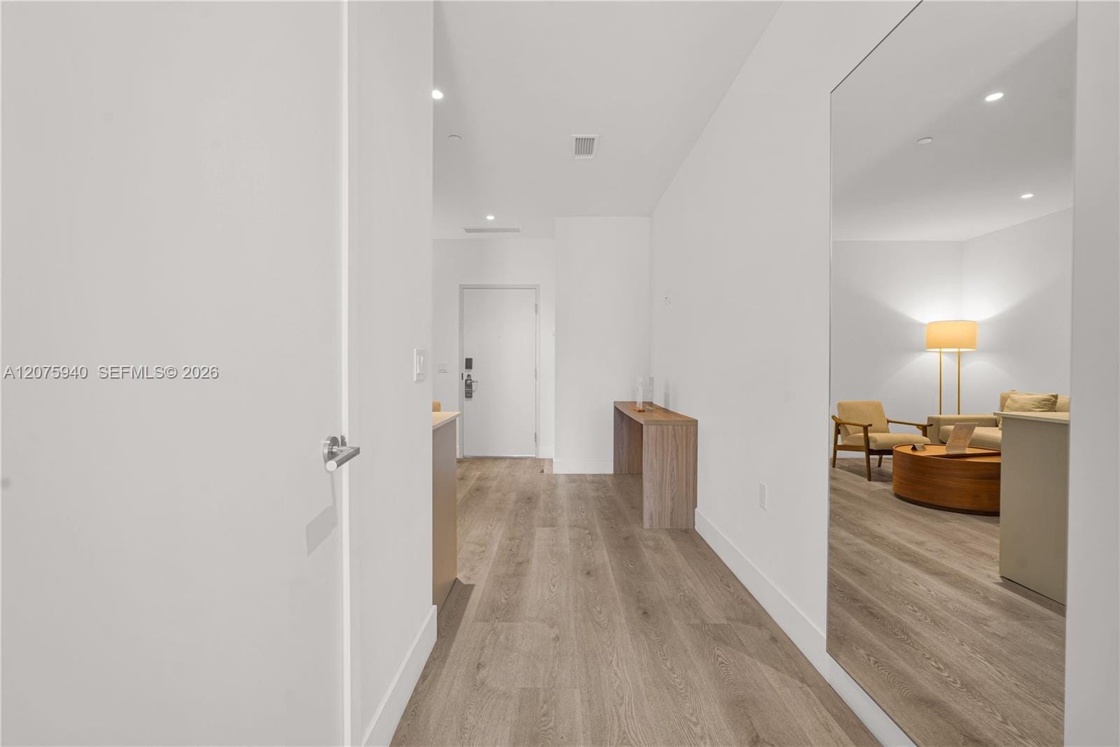 229 SW 9th Street 404 — photo 2