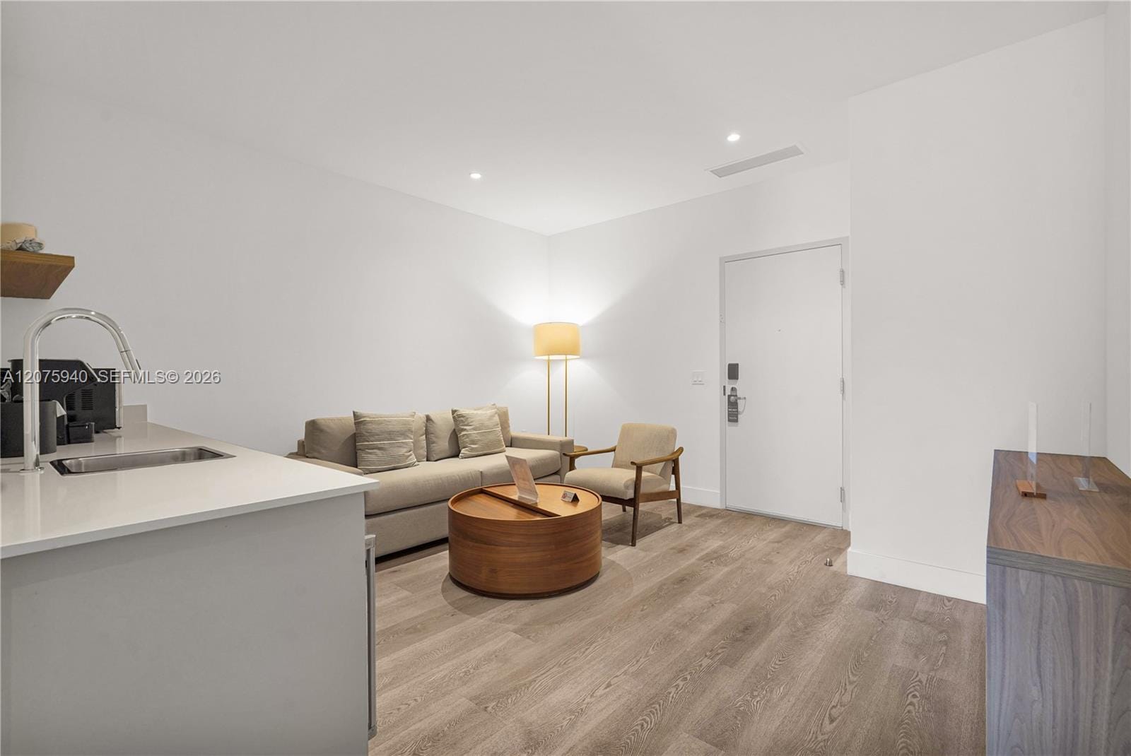 229 SW 9th Street 404 — photo 3