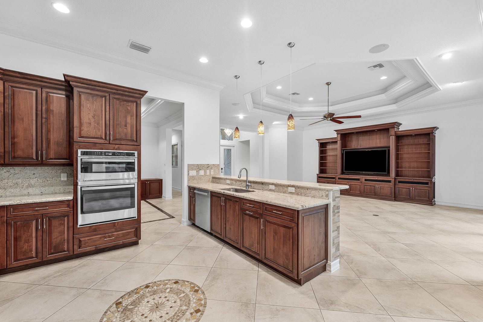 10582 Whitewind Circle — photo 7