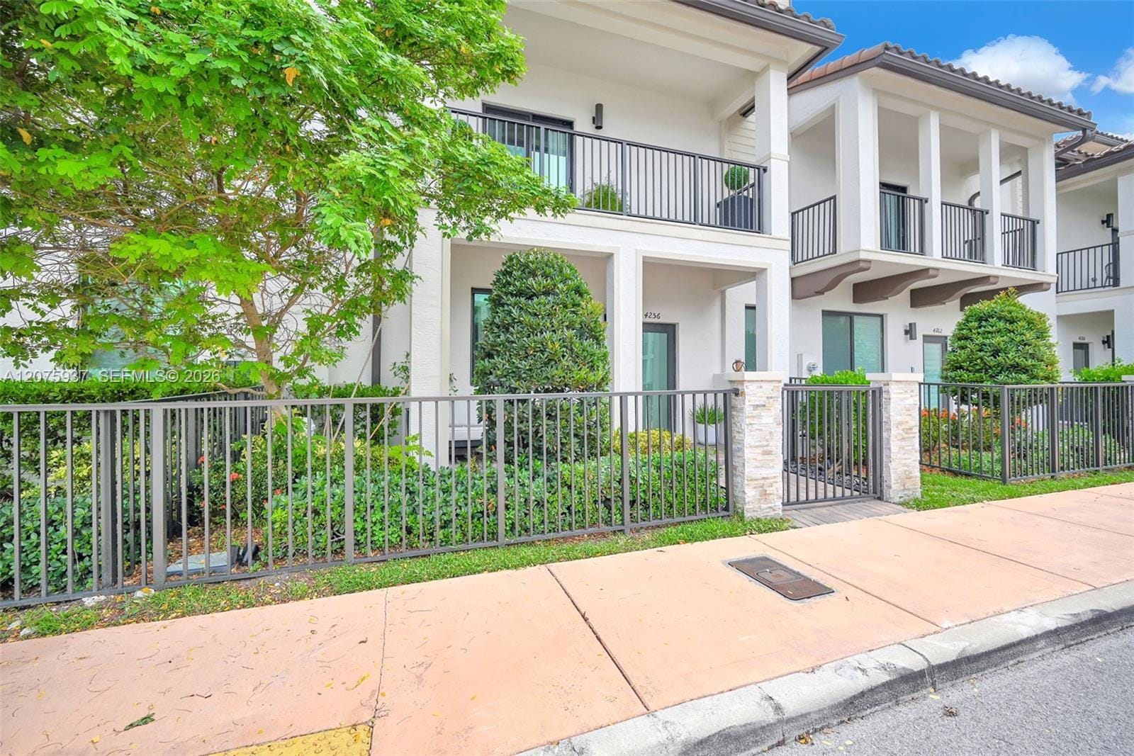 4256 NW 83rd Avenue, Doral, FL 33166 photo 6