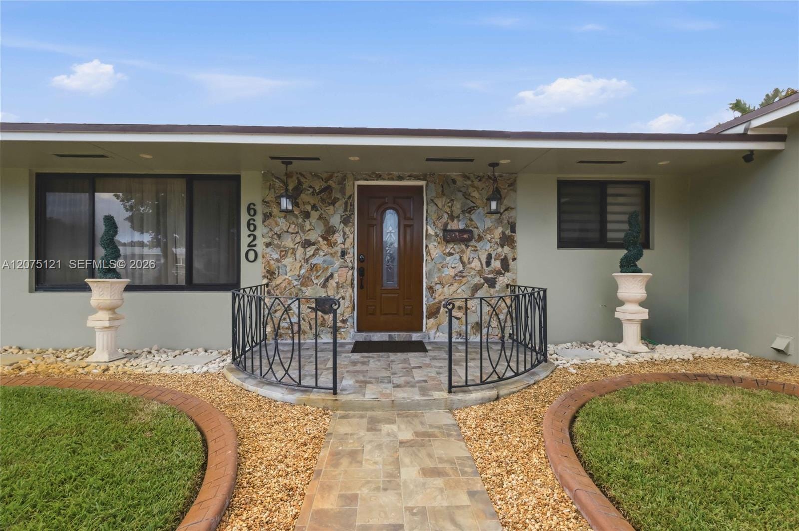 6620 SW 6th Street — photo 3