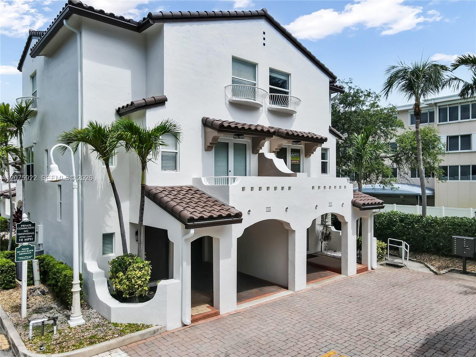 2005 Ocean Walk Terrace, Lauderdale-By-The-Sea, FL 33062