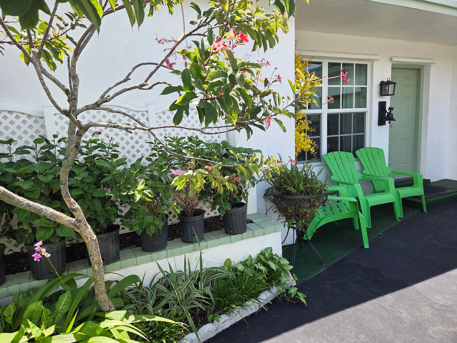 8380 NW 28TH Street, Sunrise, FL 33322