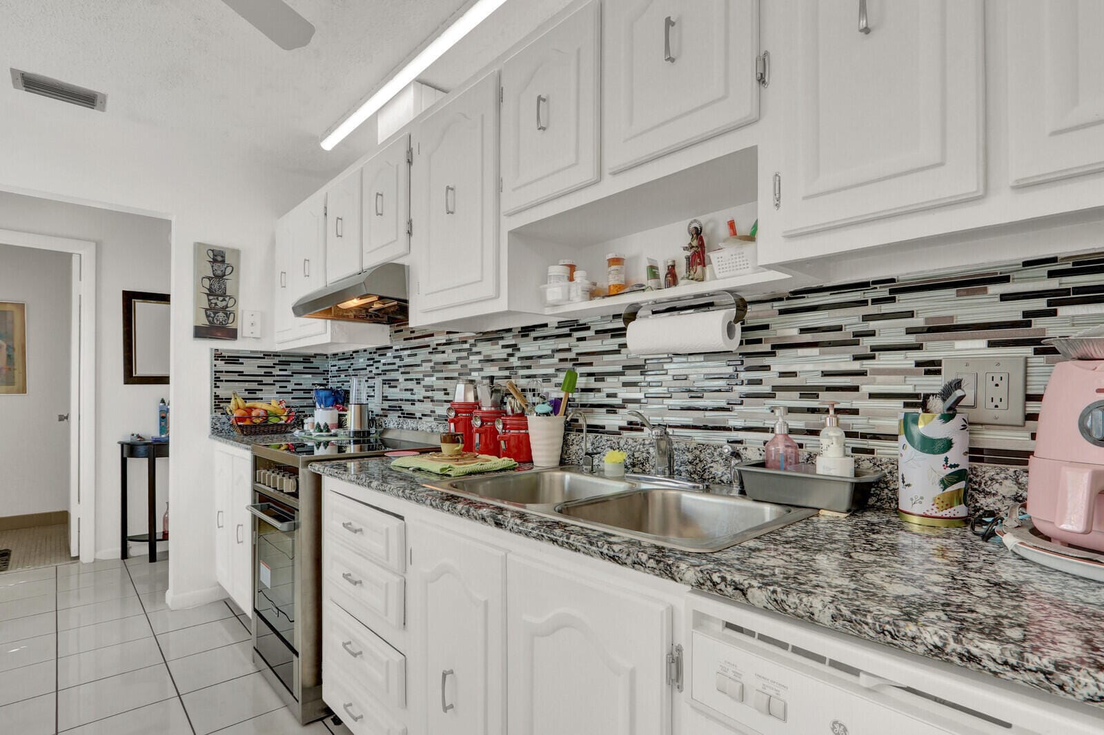 615 Laconia Circle, Greenacres, FL 33467
