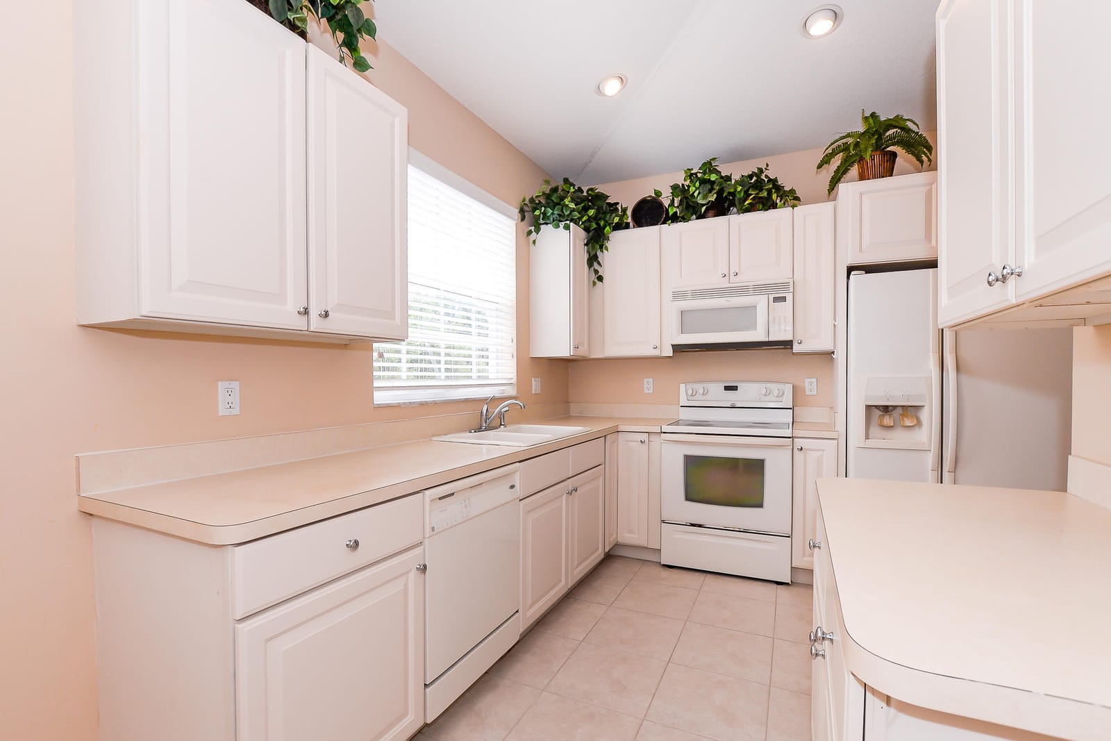 8190 MULLIGAN Circle — photo 5