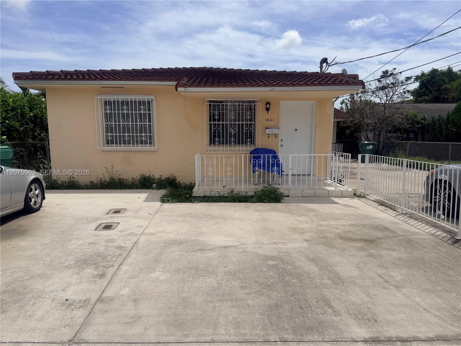 3821 SW 89th Court Front, Miami, FL 33165