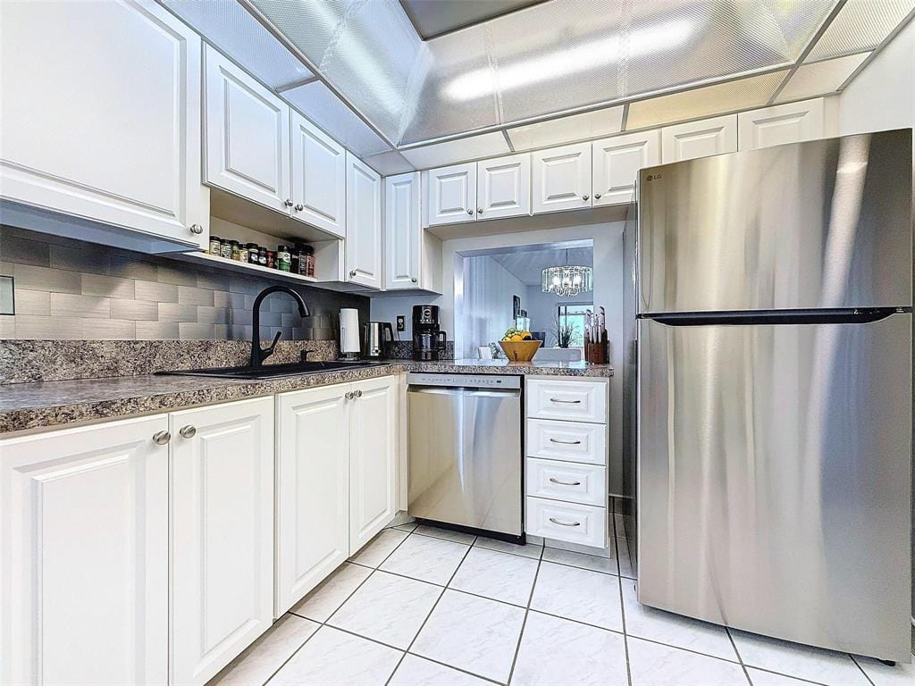 2309 S Cypress Bend Drive 515 — photo 3