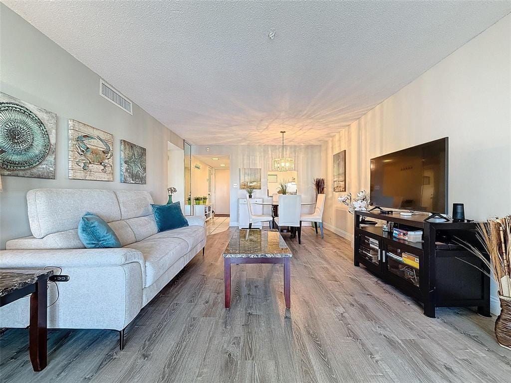 2309 S Cypress Bend Drive 515 — photo 7