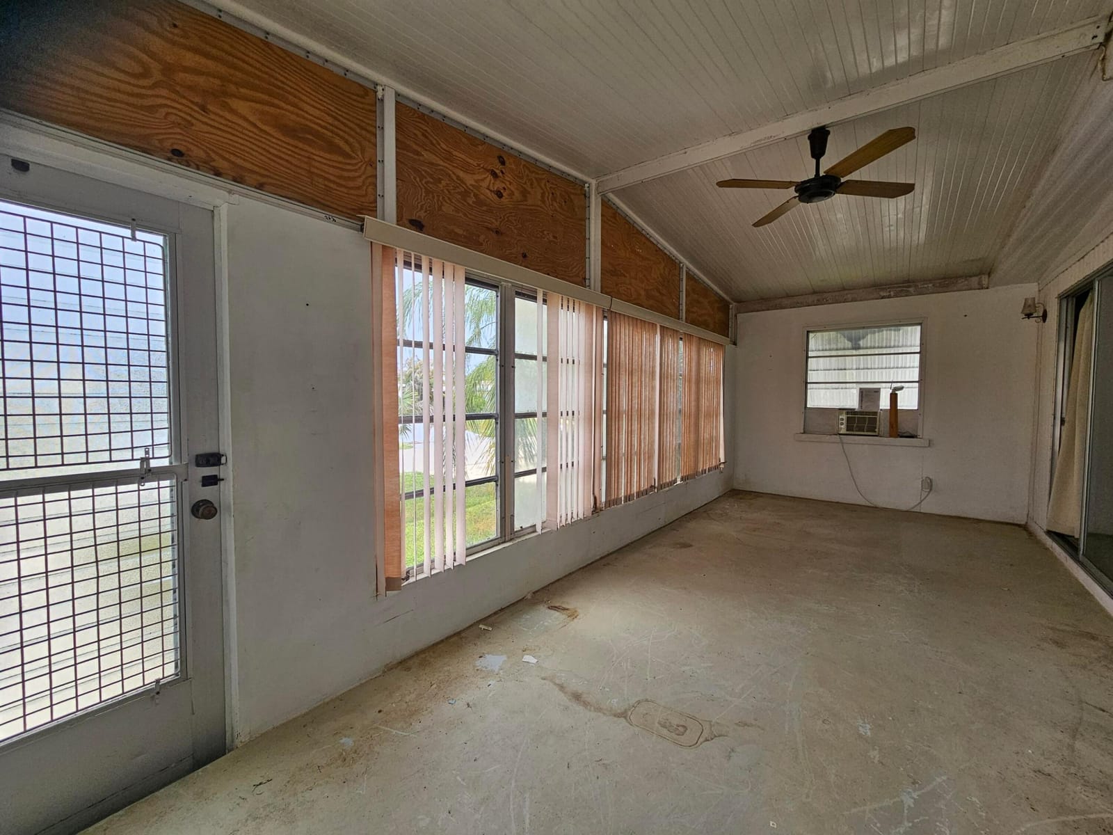 8392 SE Skylark Avenue, Hobe Sound, FL 33455 photo 14