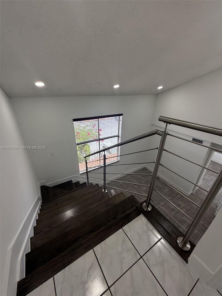 2775 W 61st Place 202, Hialeah, FL 33016 photo 16