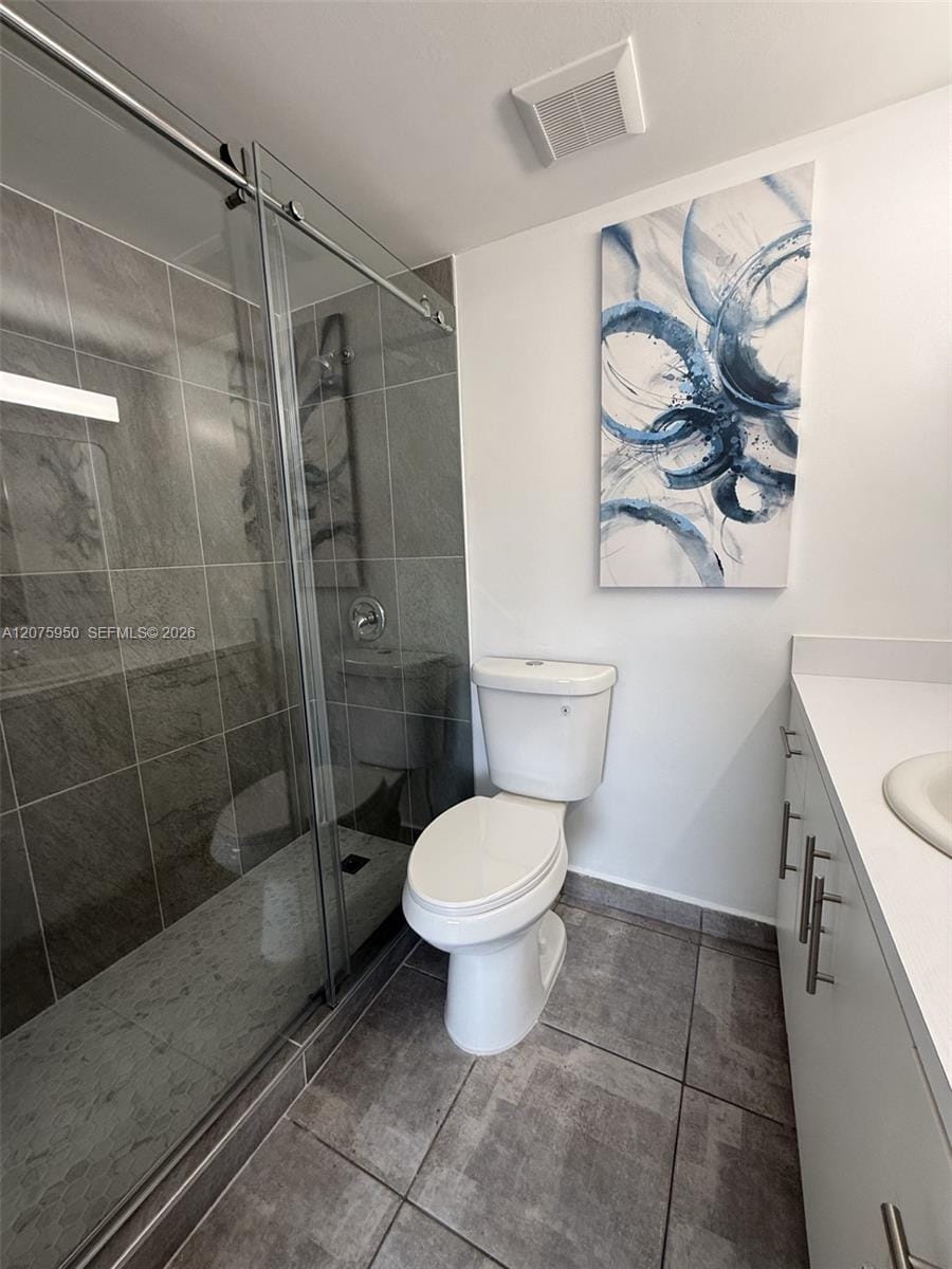 2775 W 61st Place 202, Hialeah, FL 33016 photo 5