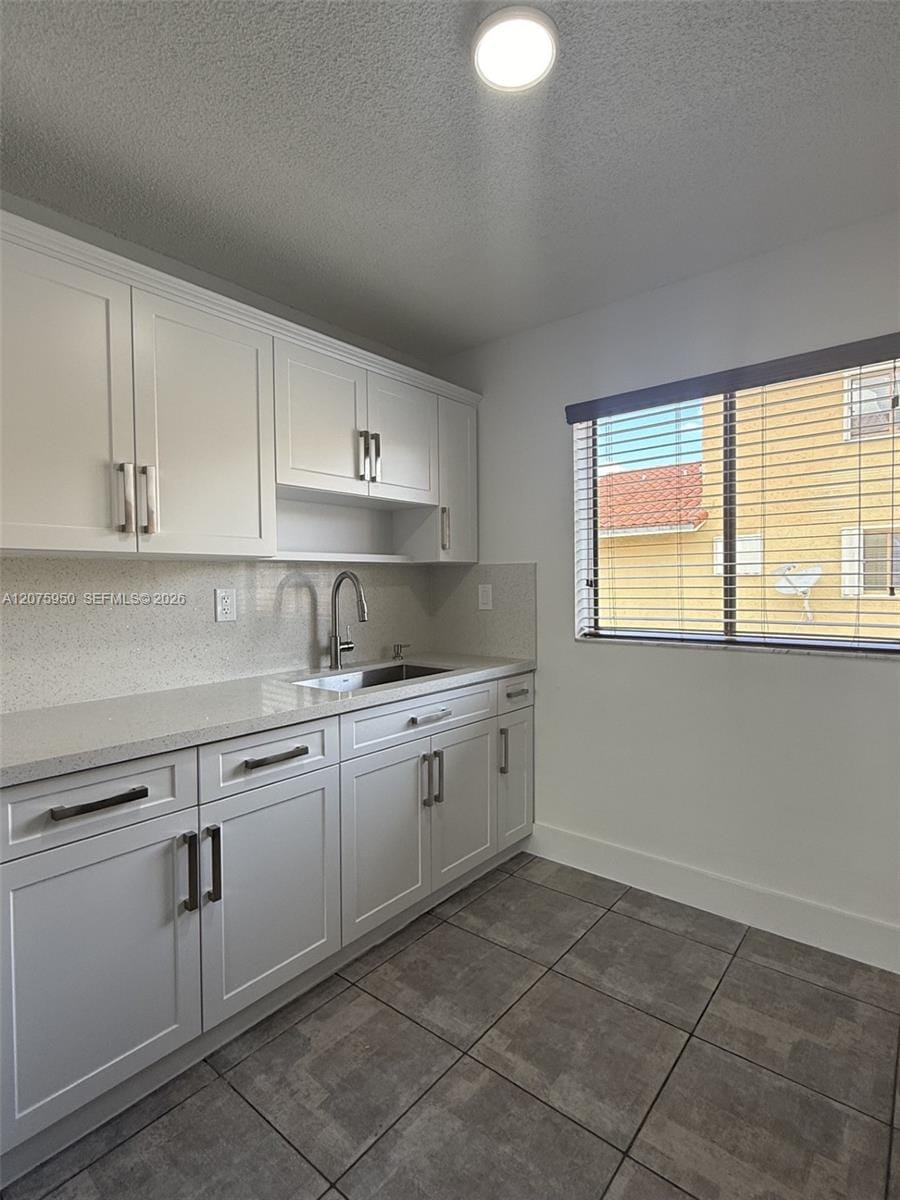 2775 W 61st Place 202, Hialeah, FL 33016 photo 8