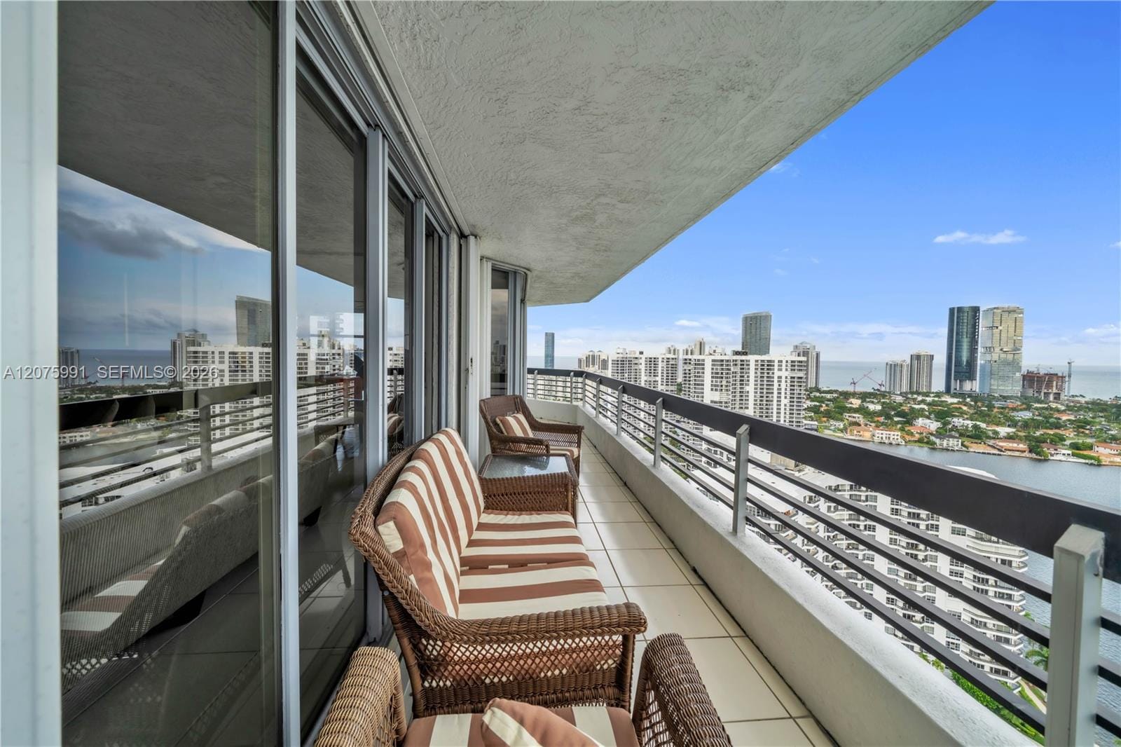 3530 Mystic Pointe Drive 3210, Aventura, FL 33180 photo 5