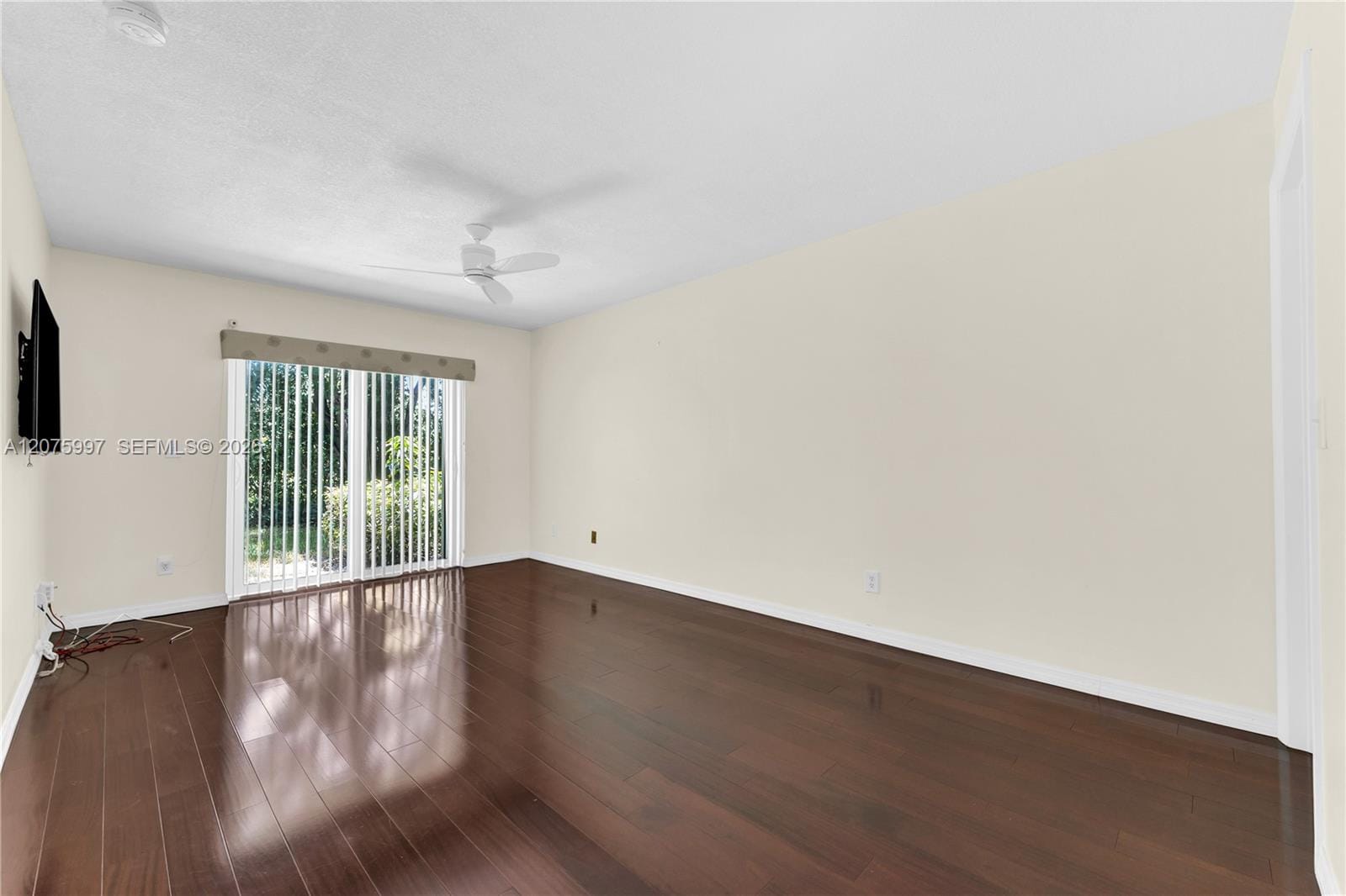 127 NW 108th Avenue 643L, Pembroke Pines, FL 33026 photo 28