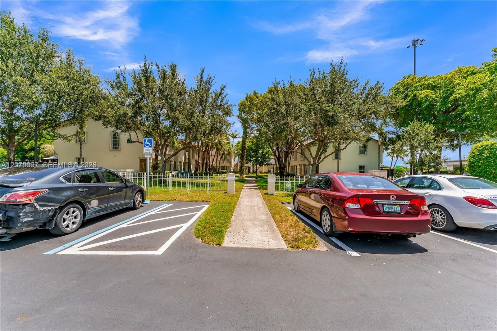 127 NW 108th Avenue 643L, Pembroke Pines, FL 33026 photo 9