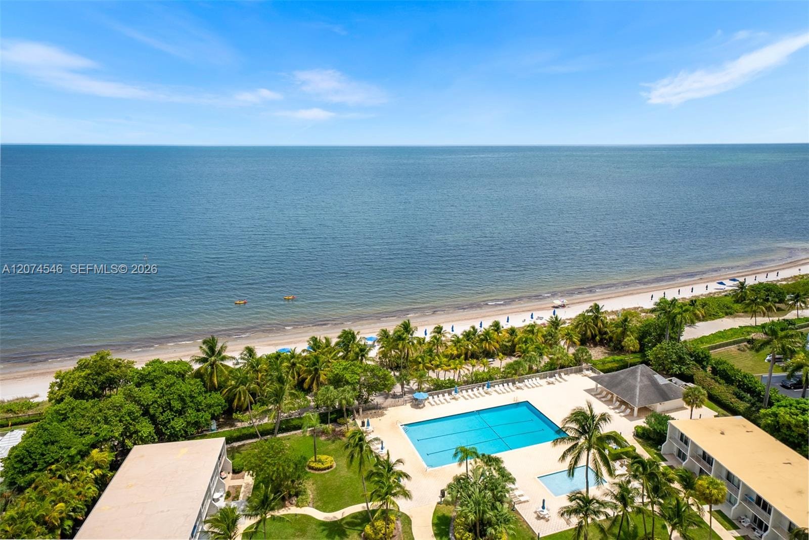 881 Ocean Drive 16F, Key Biscayne, FL 33149