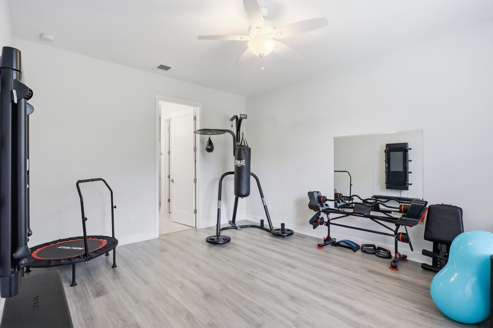 16210 SANDY SHORE Drive — photo 12