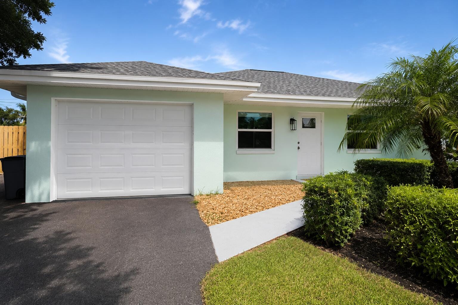 364 VENUS Avenue — photo 3