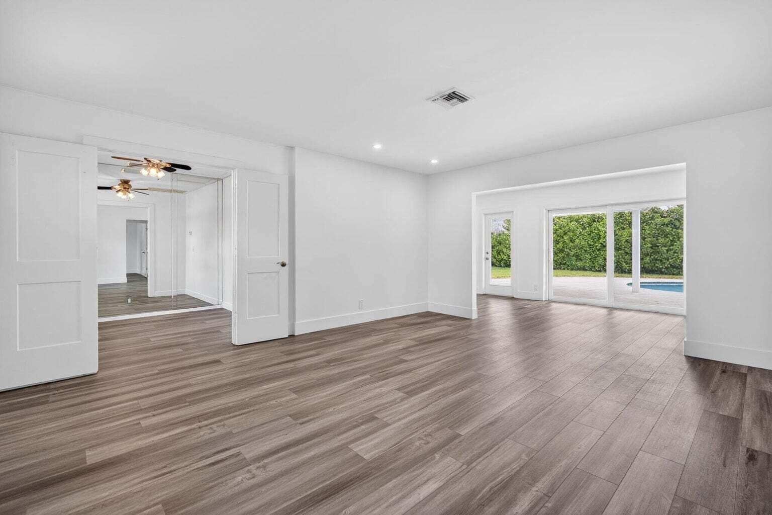 364 VENUS Avenue — photo 7