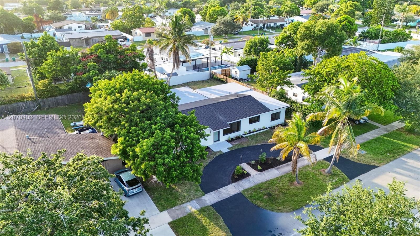 9281 Martinique Drive, Cutler Bay, FL 33189 photo 4