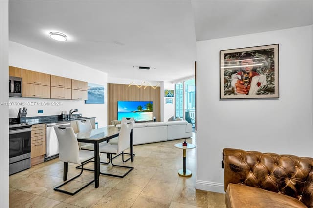 350 S Miami Avenue 2009, Miami, FL 33130