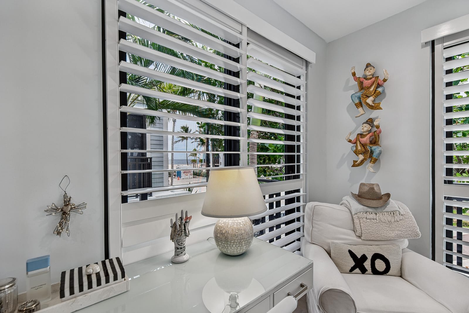 1556 S OCEAN Lane 204 — photo 8
