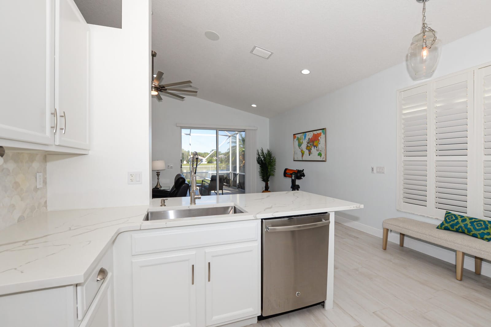 1039 SE Westminster Place — photo 9
