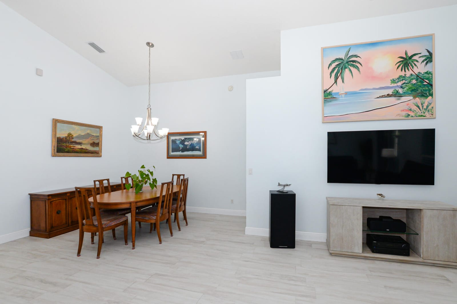 1039 SE Westminster Place — photo 2