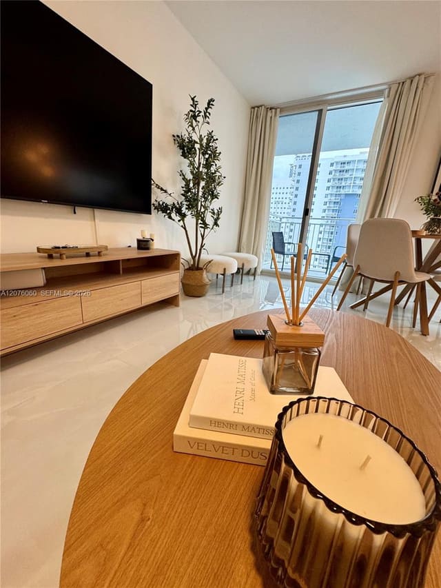 800 N Miami Avenue E-1201, Miami, FL 33136