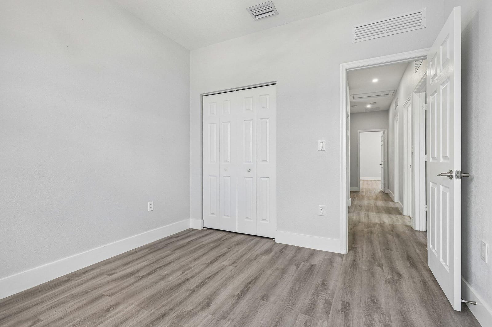 3567 W 110th Terrace, Hialeah, FL 33018 photo 21