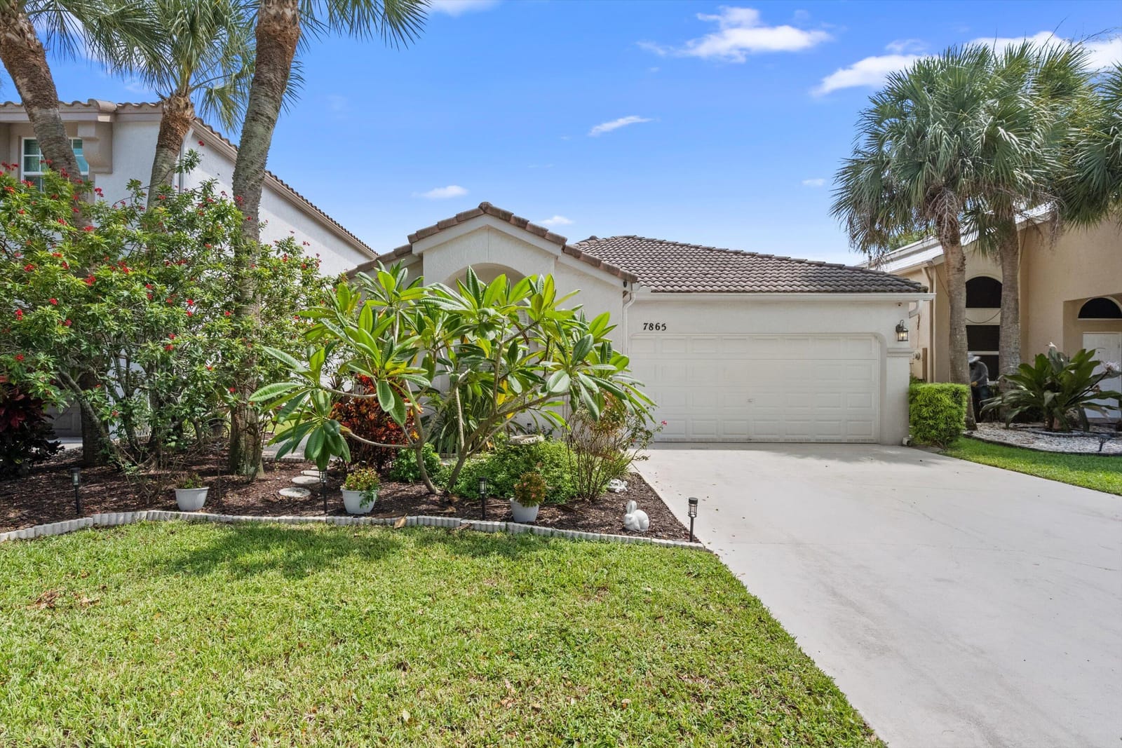 7865 Rockport Circle — photo 3