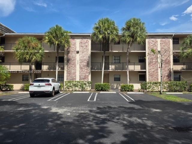 3361 NW 85th Avenue 305 — photo 2