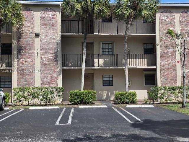 3361 NW 85th Avenue 305, Coral Springs, FL 33065