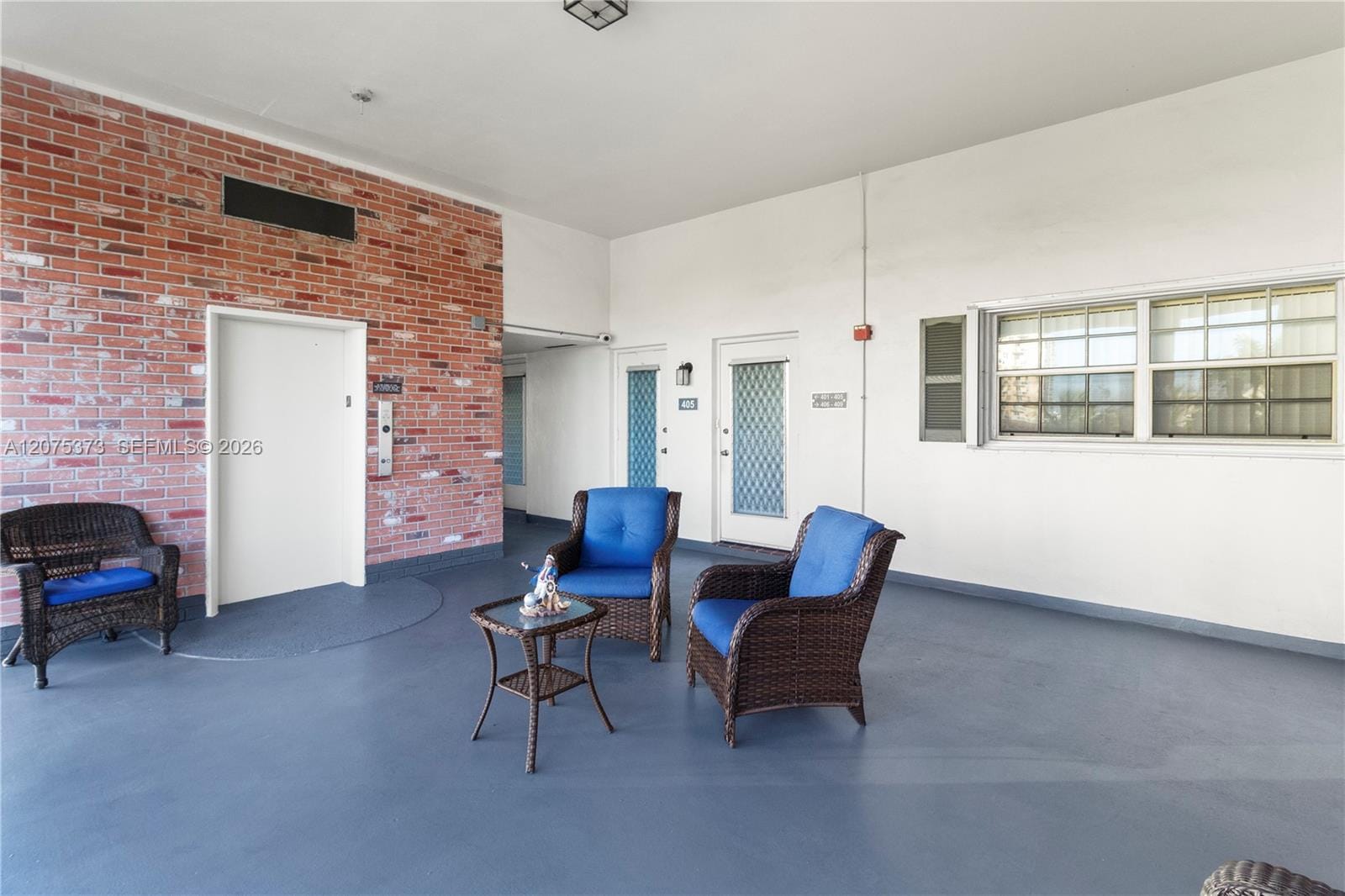 455 Paradise Isle Boulevard 402, Hallandale Beach, FL 33009 photo 16
