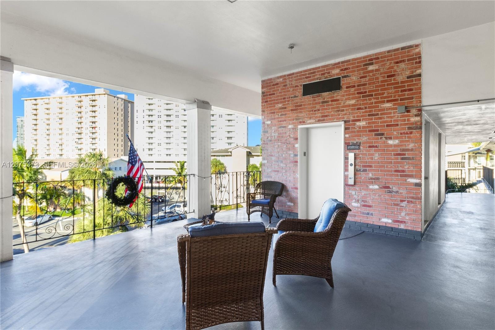 455 Paradise Isle Boulevard 402, Hallandale Beach, FL 33009 photo 17
