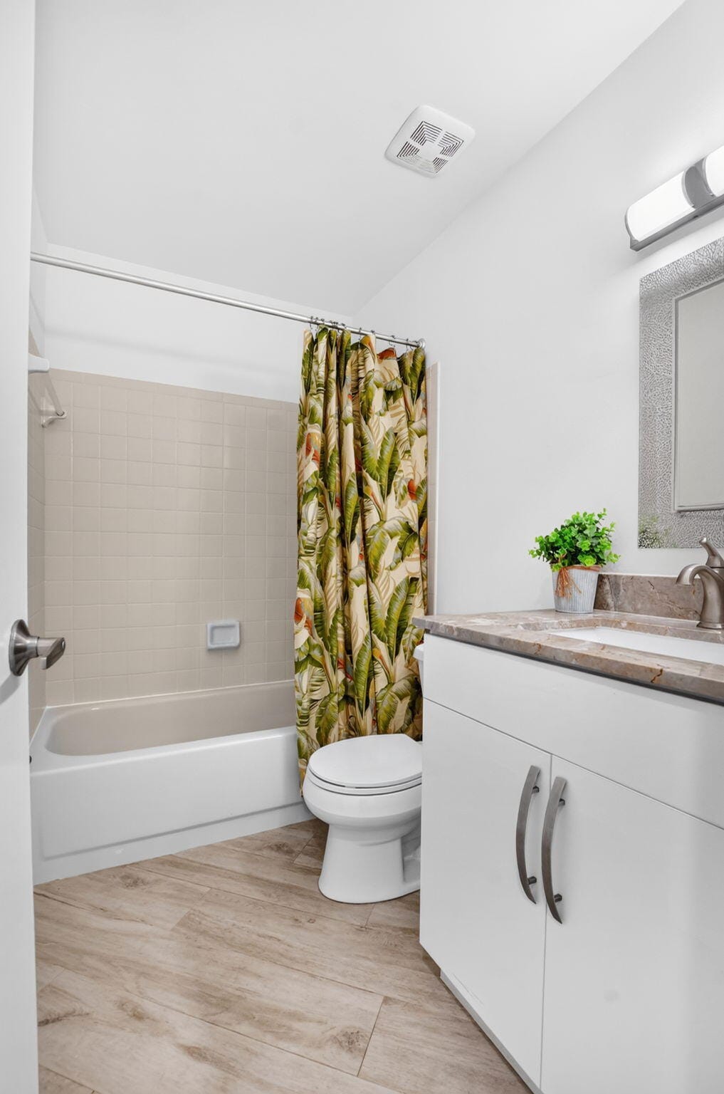 1971 Discovery Circle E, Deerfield Beach, FL 33442 photo 17