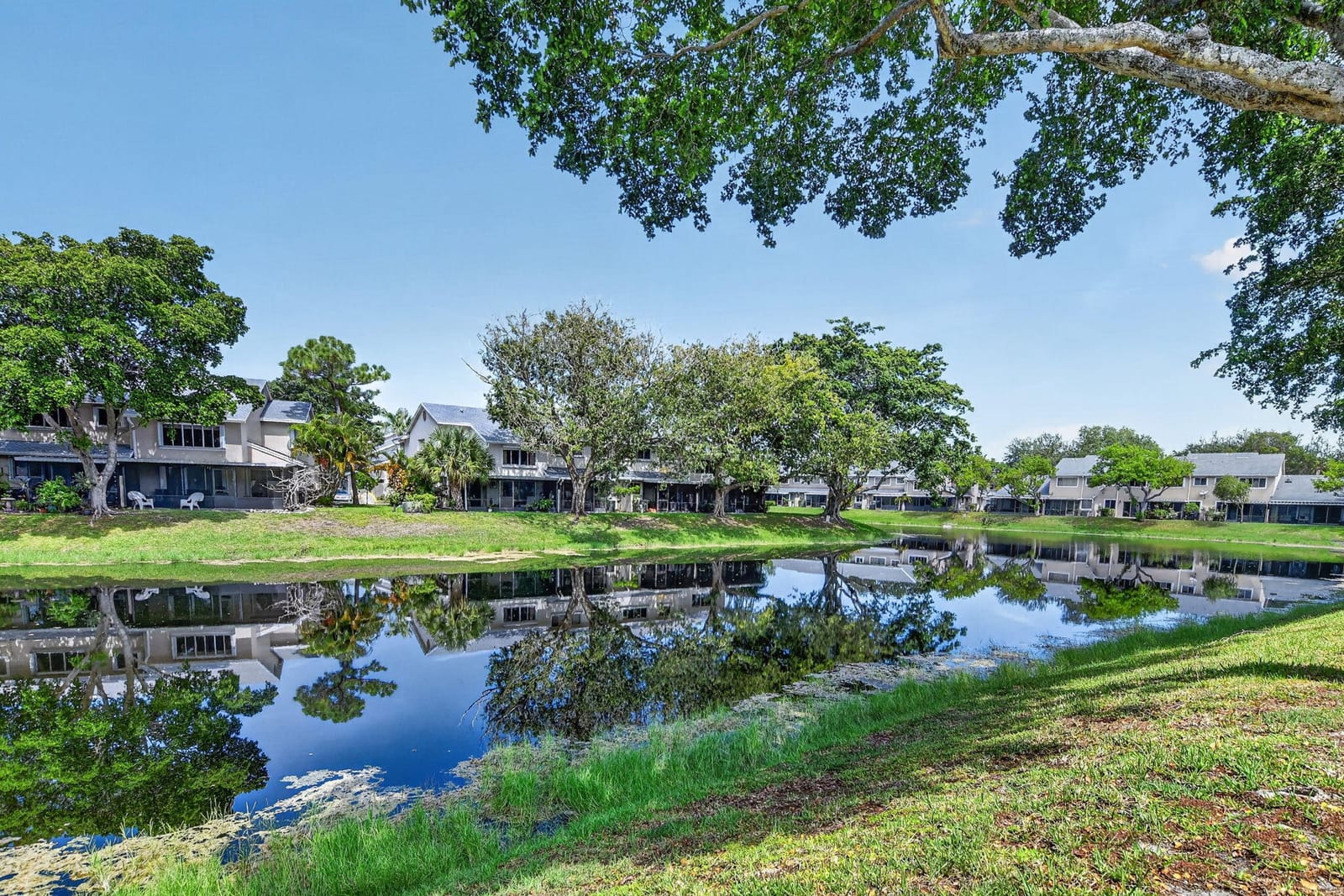 1971 Discovery Circle E, Deerfield Beach, FL 33442 photo 25