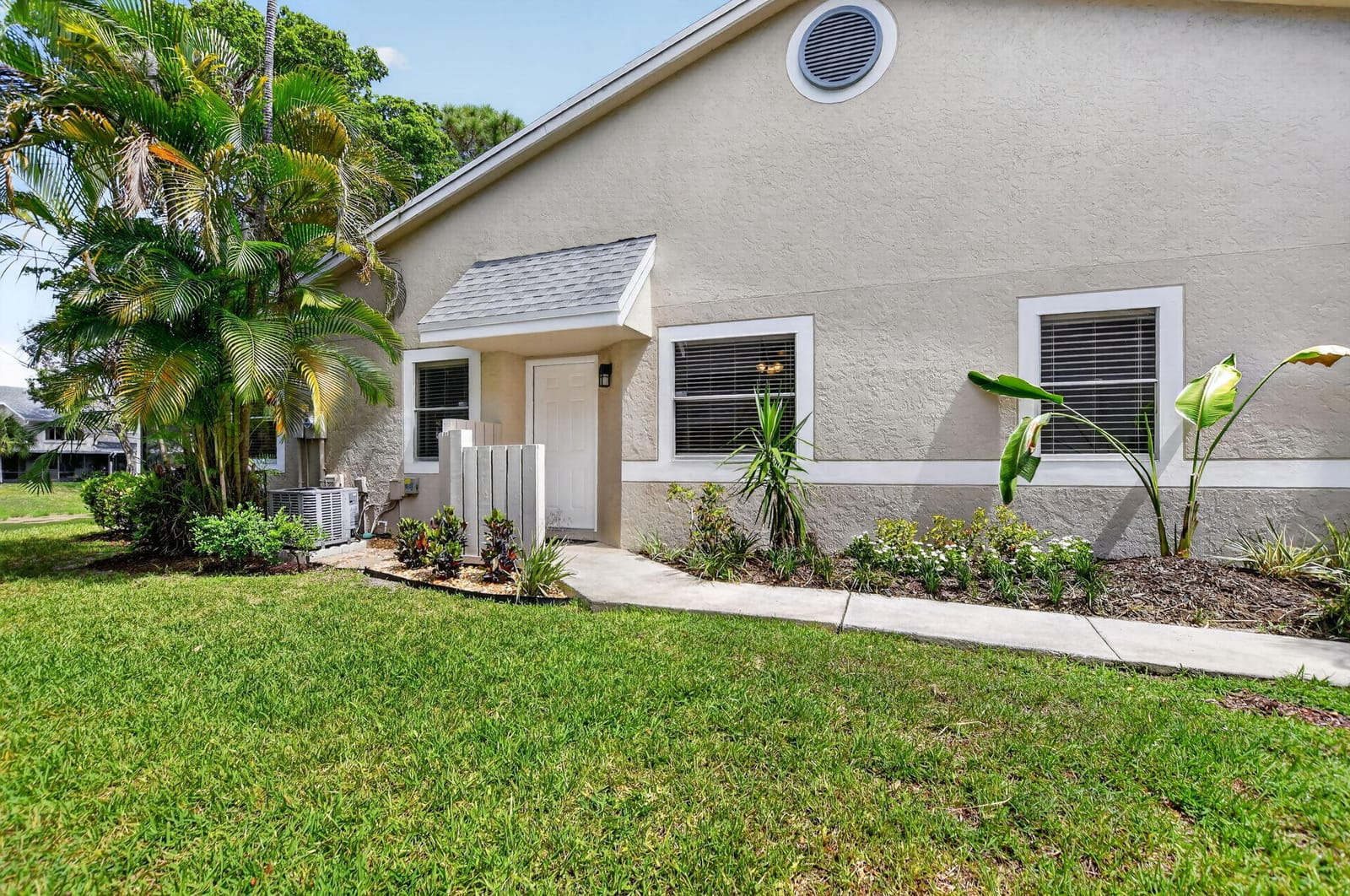 1971 Discovery Circle E, Deerfield Beach, FL 33442