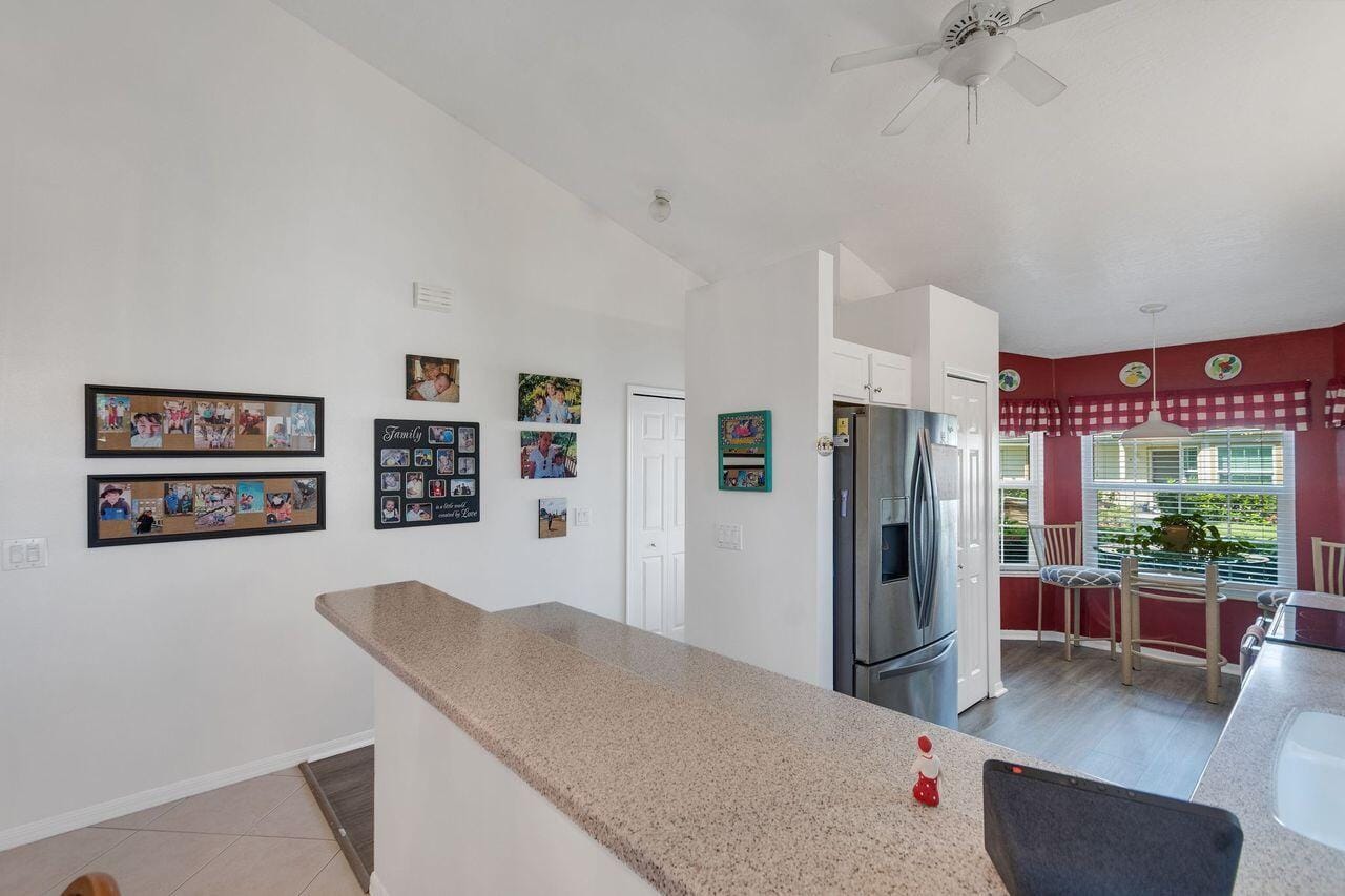 1828 AYNSLEY Way 1, Vero Beach, FL 32966 photo 4