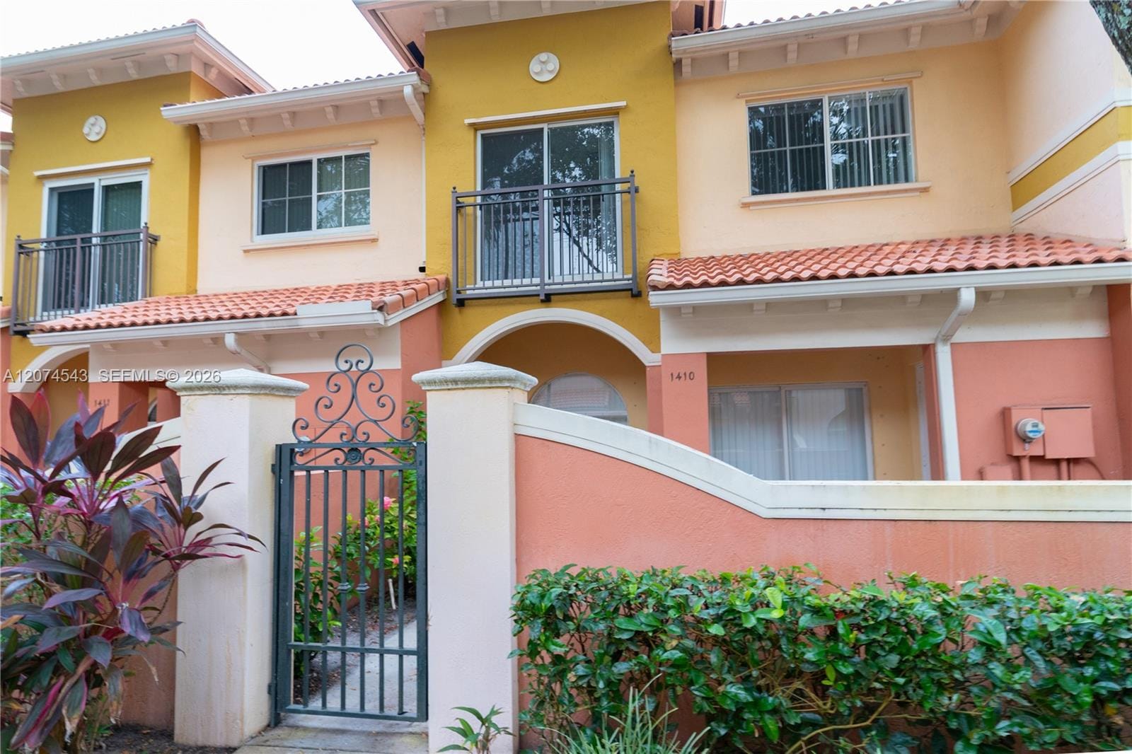 1410 S Santa Catalina Circle — photo 3