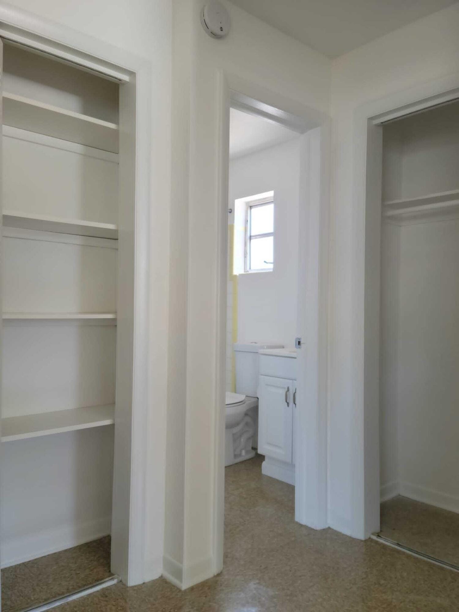 502 W BRANCH Street C — photo 6
